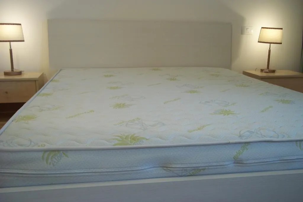 Appartamenti E Camere Ai Parchi Lazise 0*,