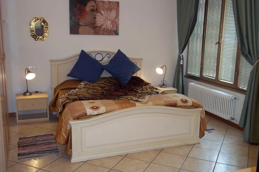 Appartamenti E Camere Ai Parchi Lazise Italië