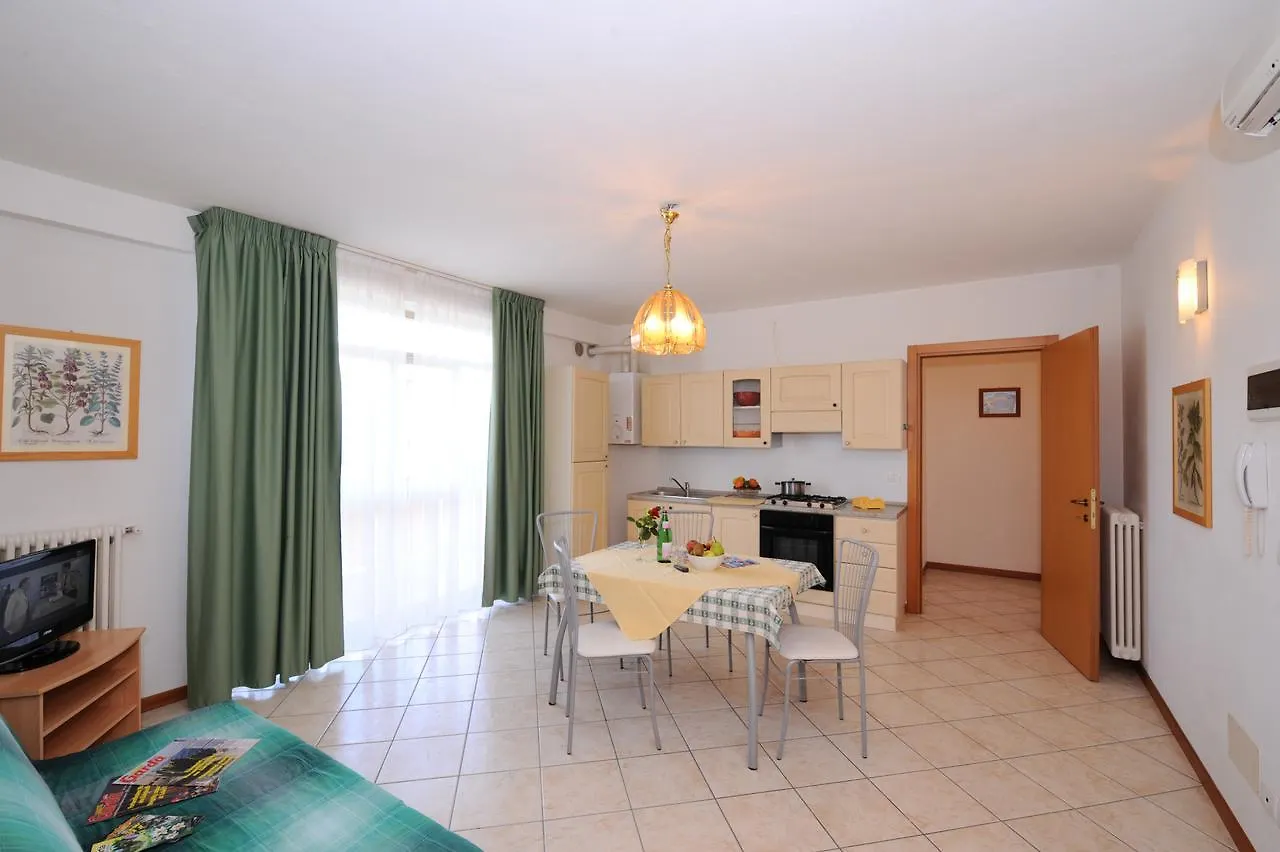 Appartamenti E Camere Ai Parchi Lazise